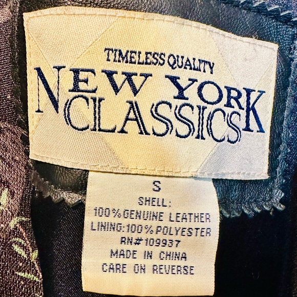 Vintage 90’s black leather jacket - Picture 7 of 7